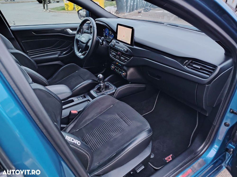 Ford Focus - 7