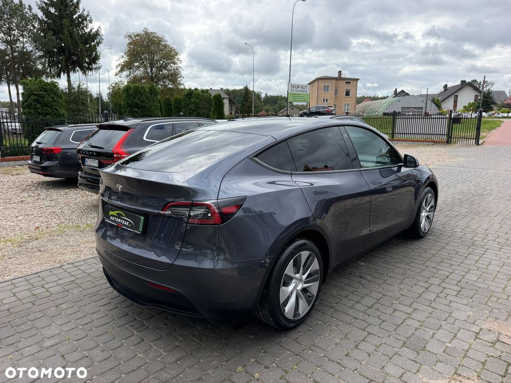 Tesla Model Y RWD - 29