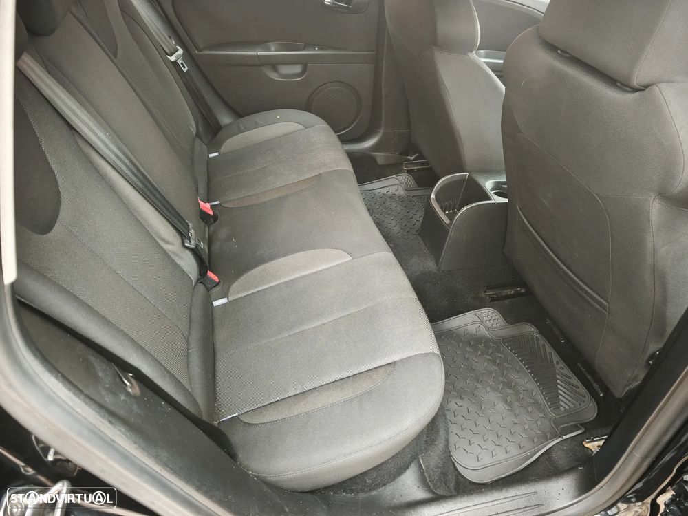 SEAT Leon 2.0 TDI DPF FR - 25