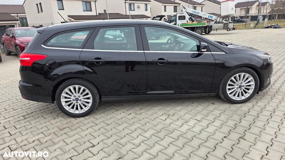 Ford Focus 1.5 EcoBlue Start-Stopp-System Aut. TITANIUM - 28