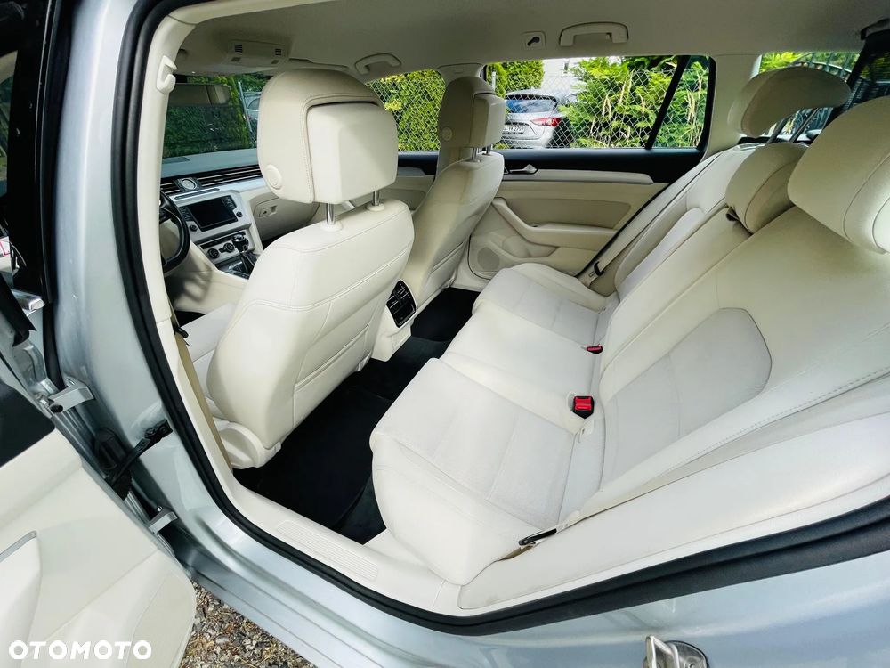 Volkswagen Passat Variant 1.4 TSI (BlueMotion Technology) Comfortline - 12
