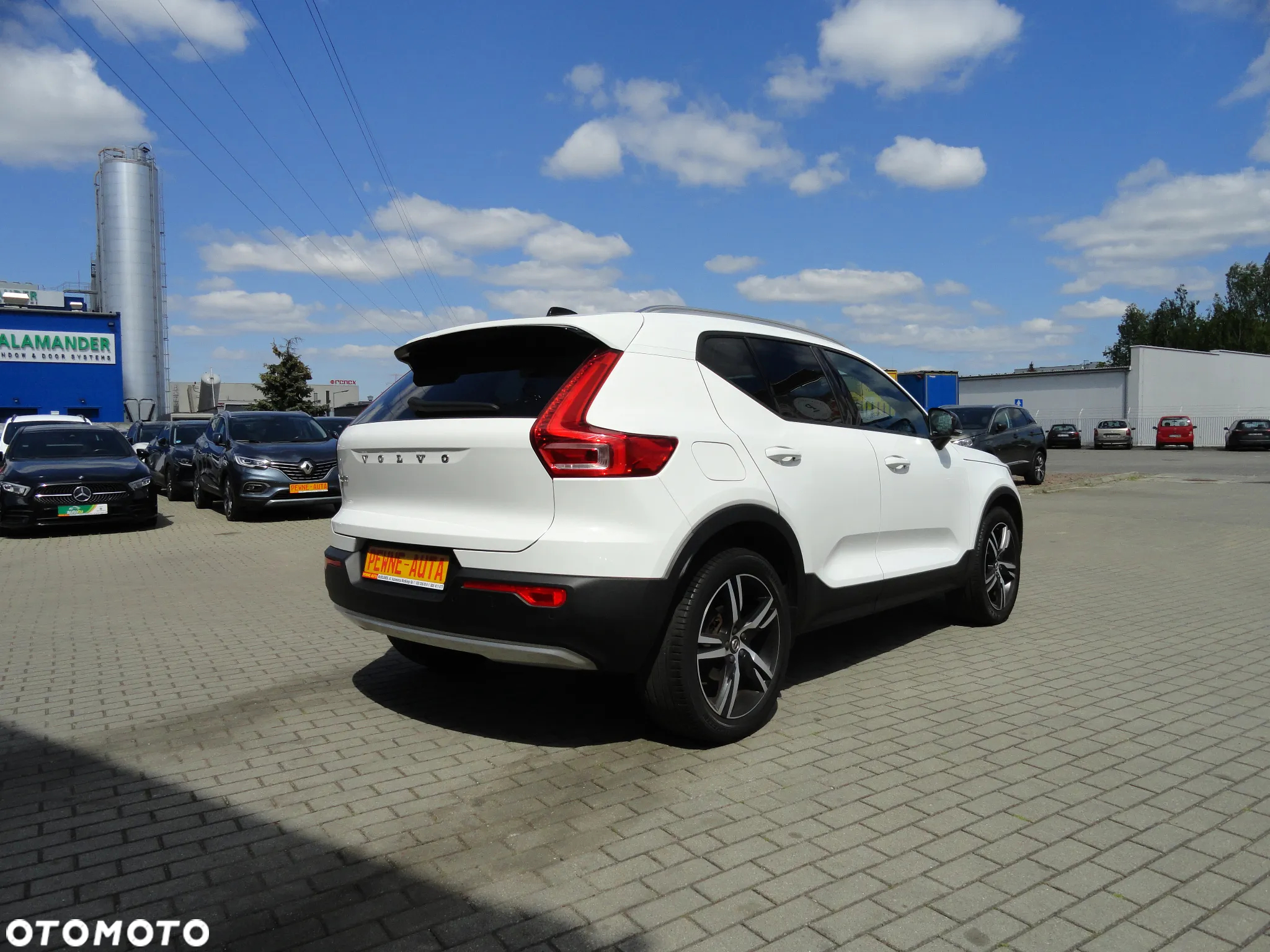 Volvo XC 40 D3 SCR Momentum Core - 26