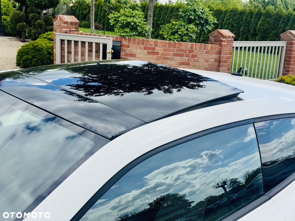 Volkswagen Scirocco 1.4 TSI DSG GTS - 3