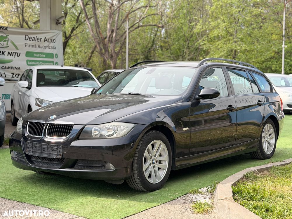 BMW Seria 3 320i - 12