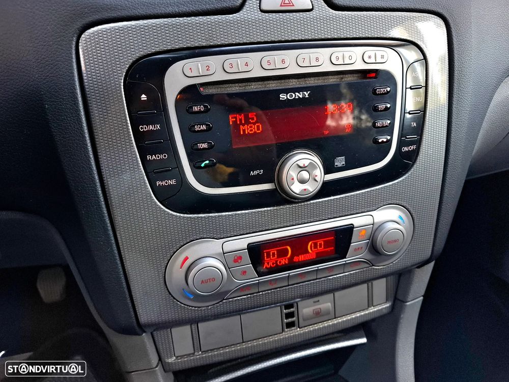 Ford Focus SW 1.6 TDCi Titanium - 16
