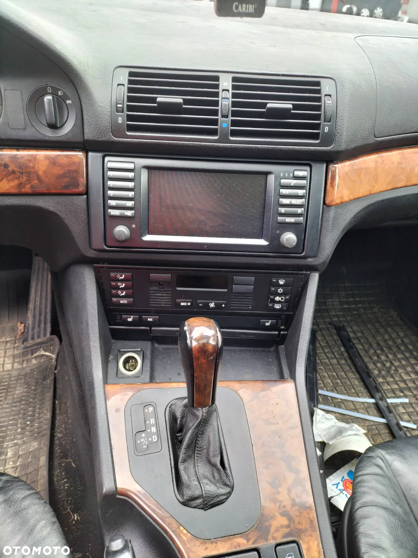 CAŁE AUTO NA CZĘŚCI RADIO LAMPY TYŁ FOTELE BMW E39 LIFT KOMBI KOD LAK. ANTHRAZIT METALIC 397/7 - 12