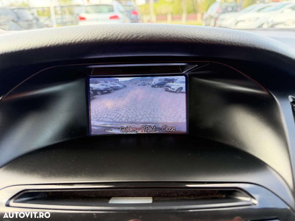 Ford Focus 1.0 EcoBoost Start-Stopp-System TITANIUM - 9