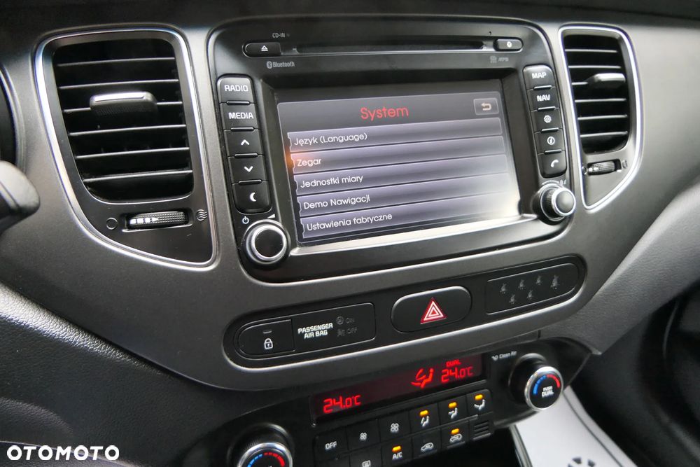 Kia Carens 1.7 CRDi L - 28