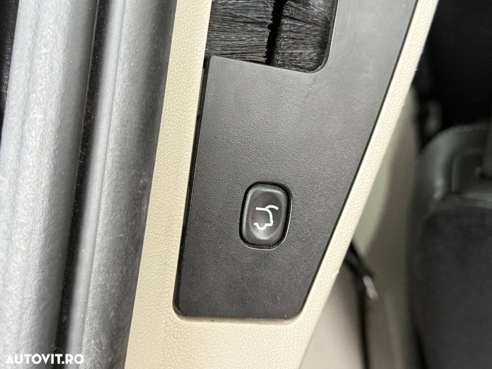 Lancia Voyager 2.8 Multijet 16v S - 29