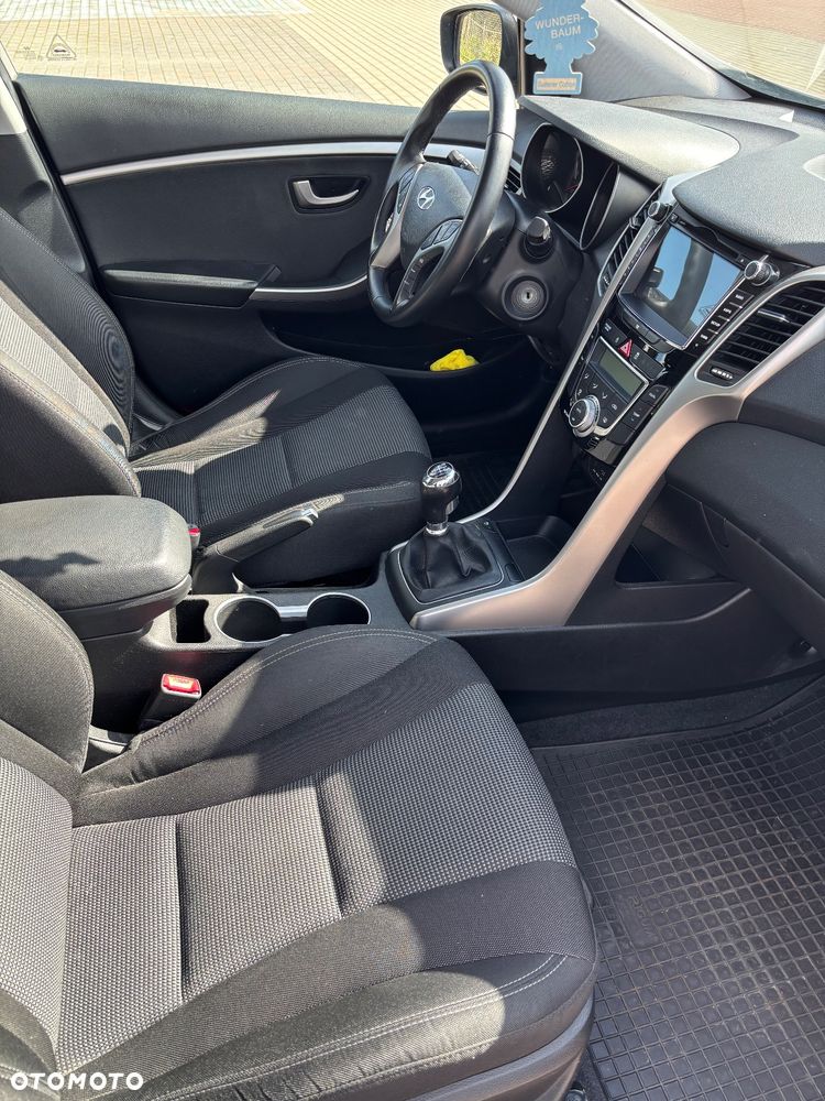 Hyundai i30 - 17