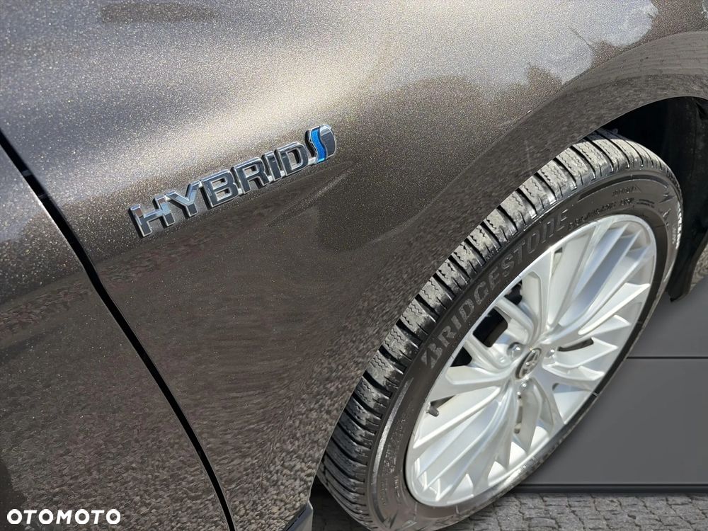 Toyota Camry 2.5 Hybrid Executive CVT - 35