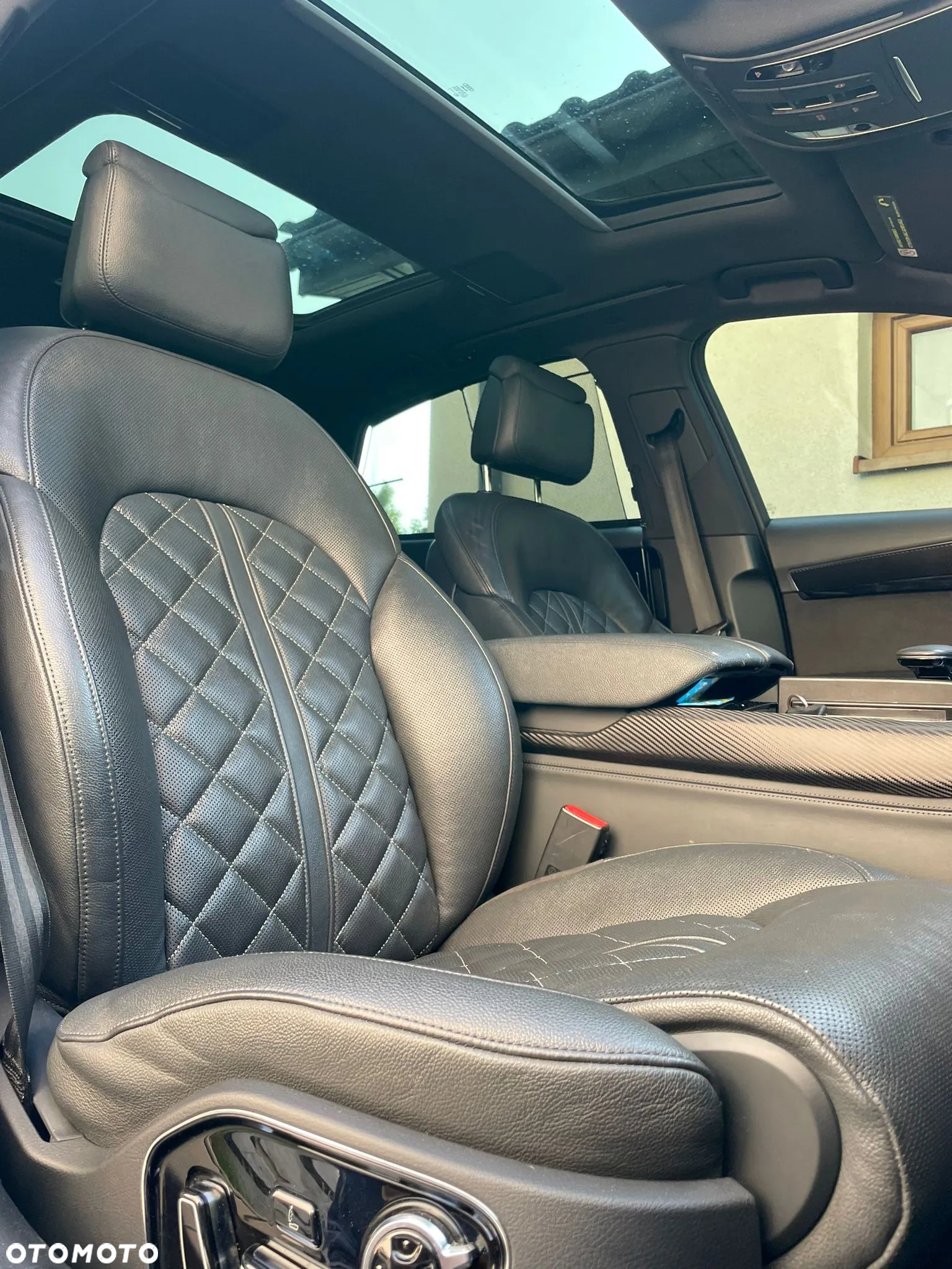 Audi A8 - 7