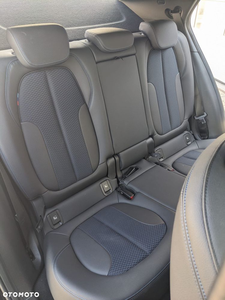 BMW X2 sDrive18i Edition M Mesh - 11