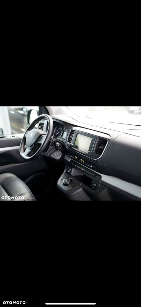 Peugeot Traveller - 17