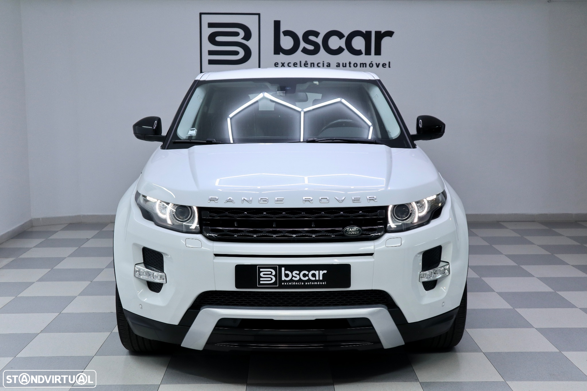 Land Rover Range Rover Evoque 2.2 eD4 Pure - 2