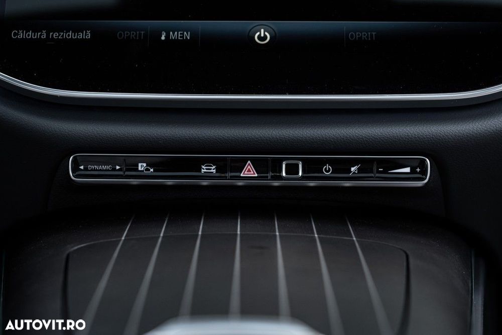 Mercedes-Benz E - 26