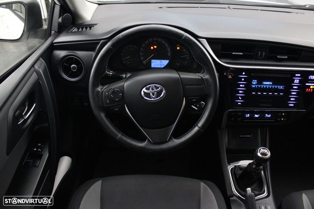 Toyota Auris 1.4 D-4D ACtive+AC - 10