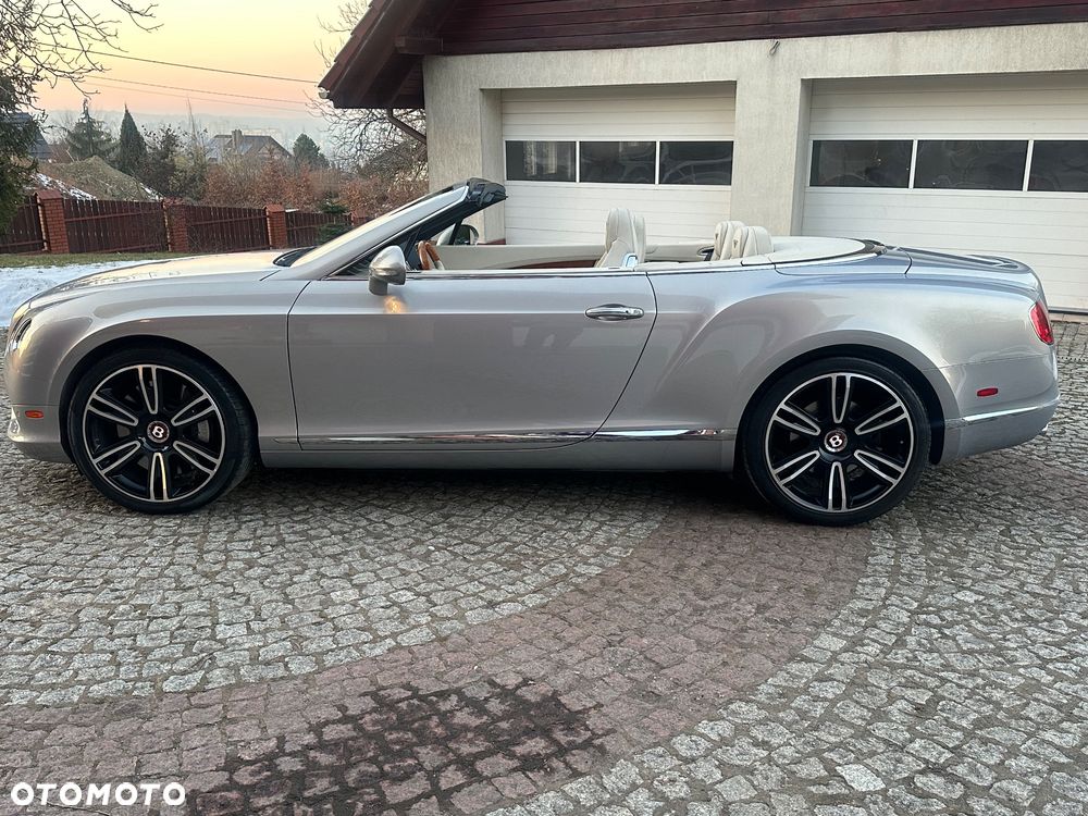 Bentley Continental GT V8 Convertible - 23
