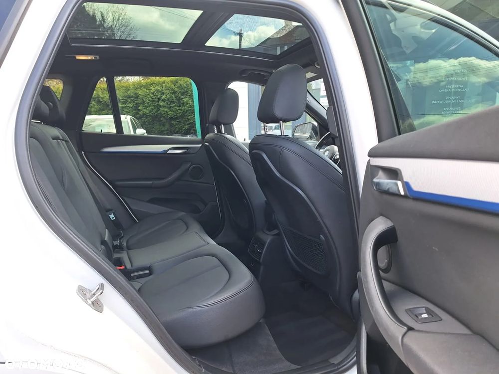 BMW X1 - 17