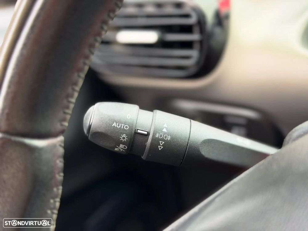 Citroën C4 Cactus 1.6 BlueHDi Feel J17 - 20