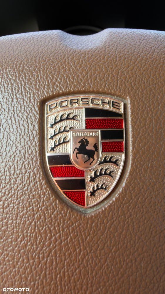 Porsche Cayenne Tiptronic S - 10