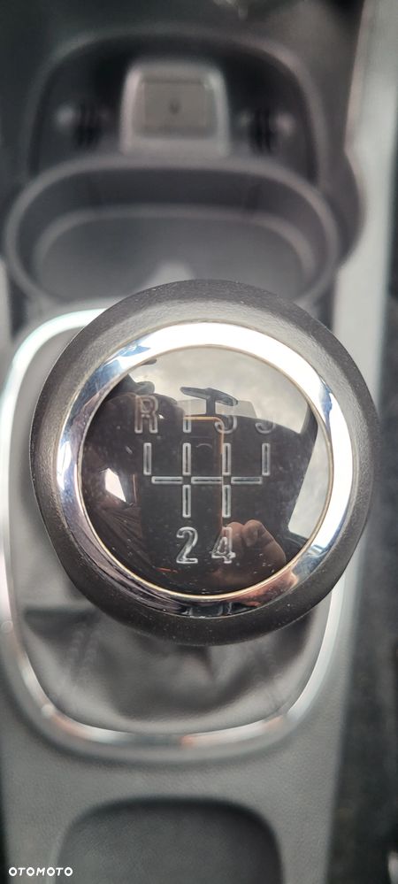 Opel Corsa - 16