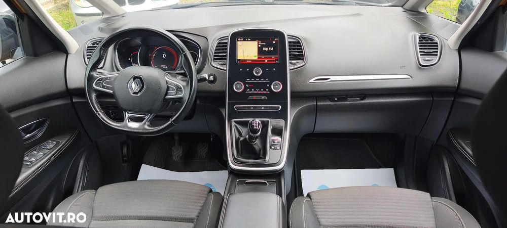 Renault Scenic ENERGY dCi 110 EXPERIENCE - 8