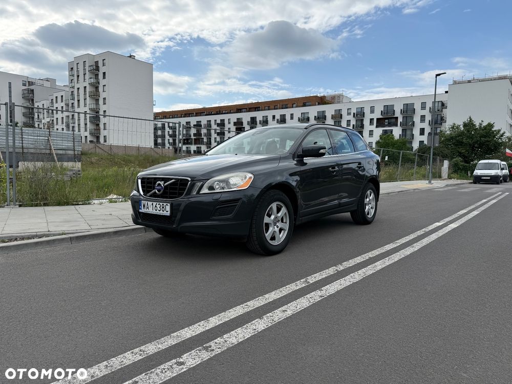 Volvo XC 60 2.4D AWD Momentum - 5