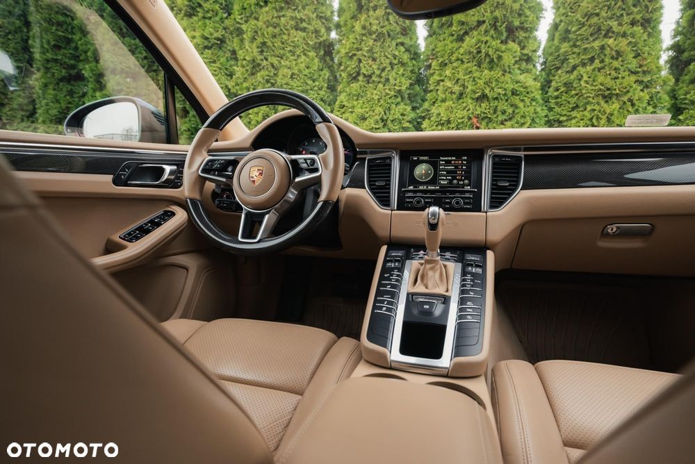 Porsche Macan - 17