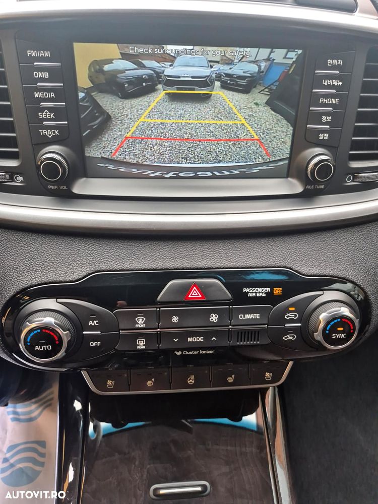 Kia Sorento 2.0 DSL 6AT 4x4 Cosmo - 13