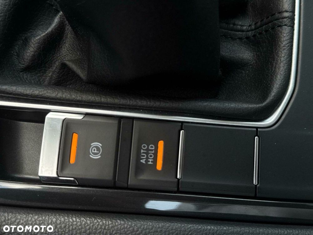 Volkswagen Tiguan 1.5 TSI EVO Comfortline - 25