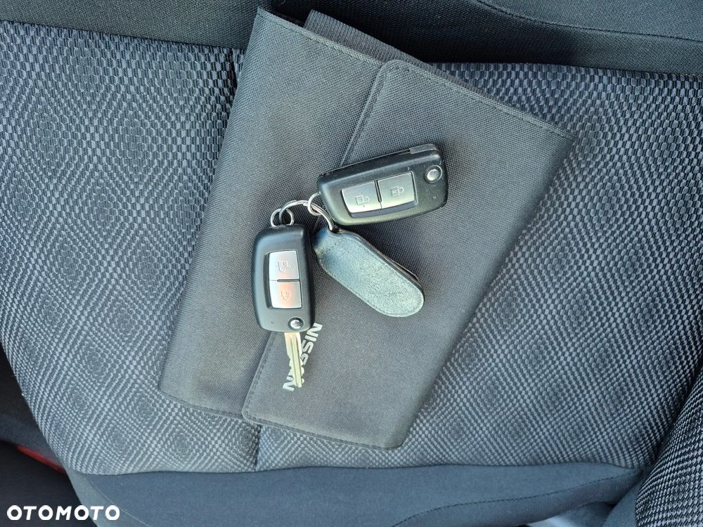 Nissan Qashqai 1.2 DIG-T Xtronic ACENTA - 12