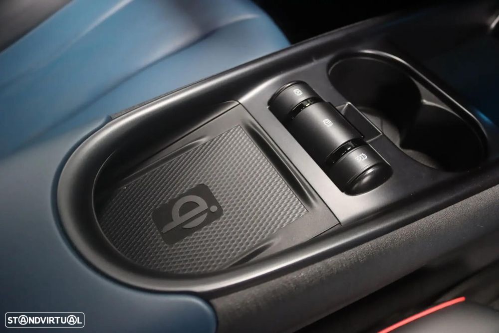 BYD Dolphin 60.4 kWh Design - 33