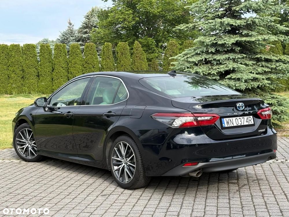 Toyota Camry 2.5 Hybrid Executive CVT - 9