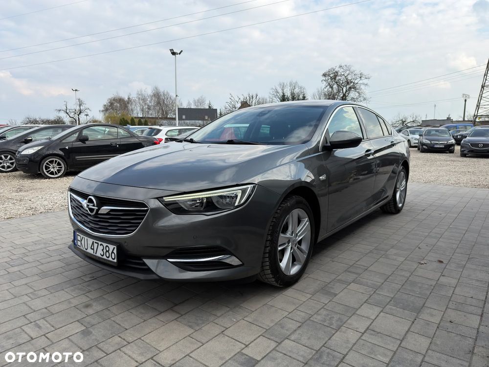 Opel Insignia 1.5 T Exclusive S&S - 23