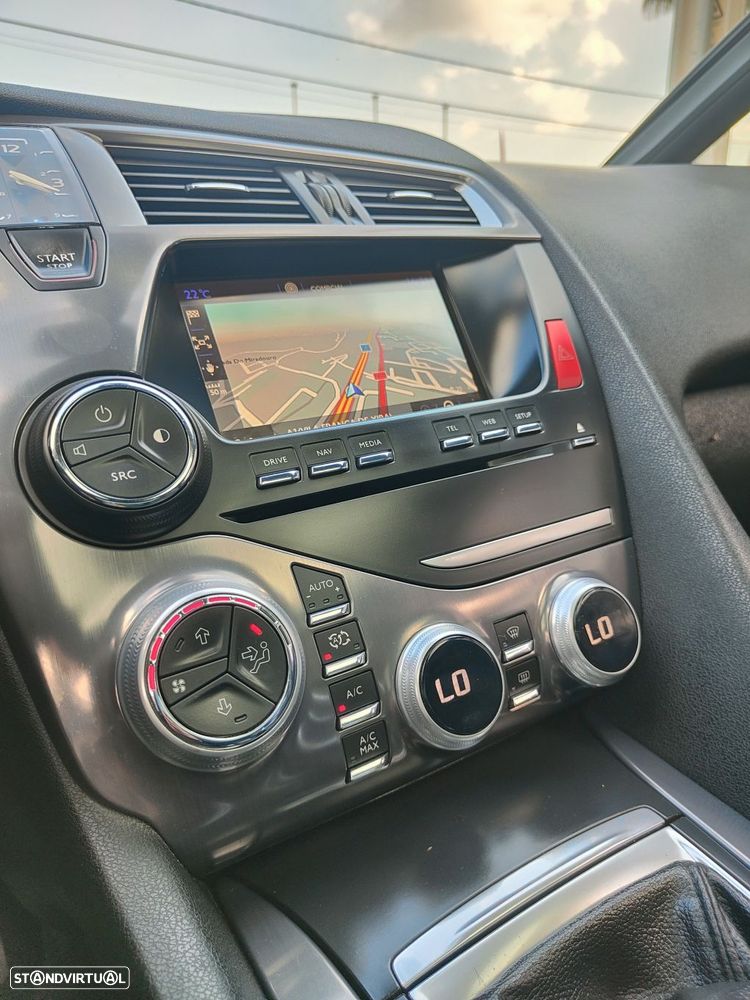 Citroën DS5 1.6 BlueHDi So Chic - 48