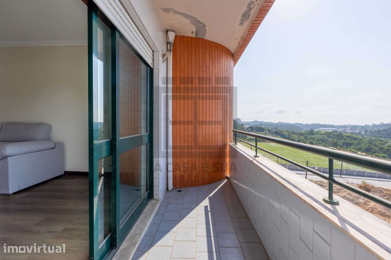 Excelente Apartamento T3 em Paços de Brandão, S.M. Feira - Grande imagem: 3/30
