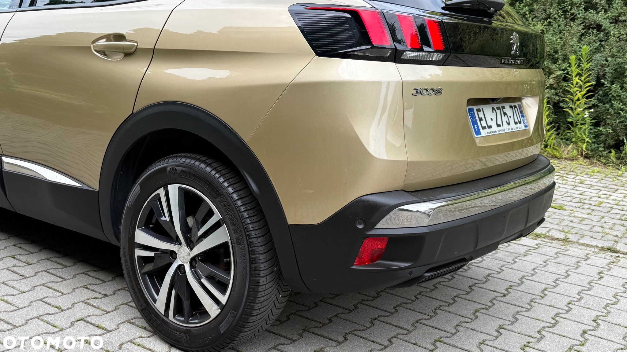Peugeot 3008 1.6 BlueHDi Allure S&S EAT6 - 14