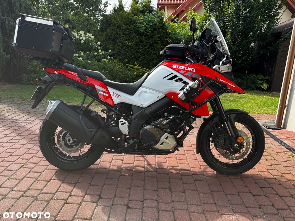 Suzuki V-STROM - 2