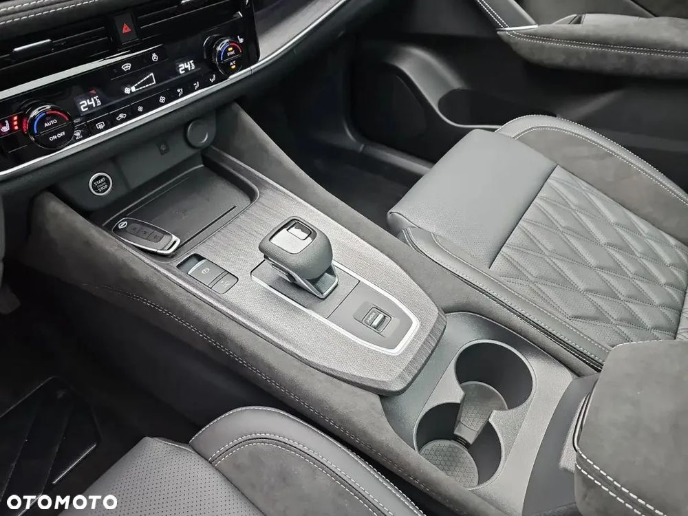 Nissan Qashqai 1.3 DIG-T mHEV Tekna+ Xtronic - 12