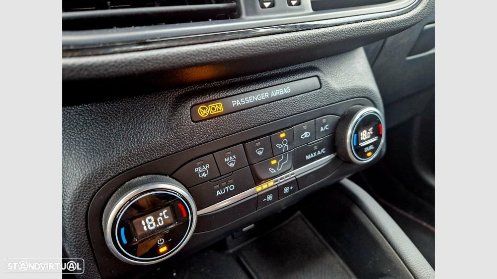 Ford Kuga 1.5 EcoBoost ST-Line - 18