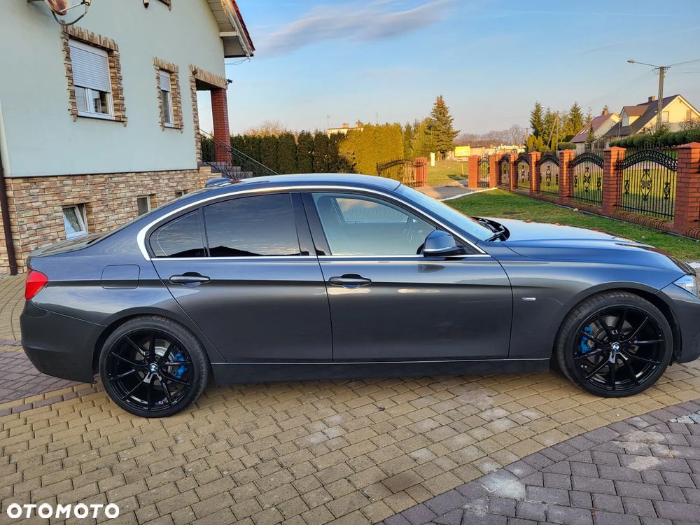 BMW Seria 3 328i Modern Line - 4