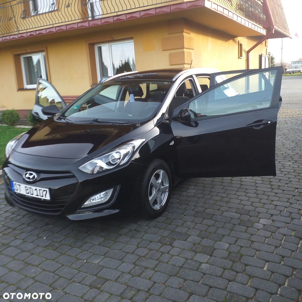 Hyundai i30 1.4 Intro Edition - 8