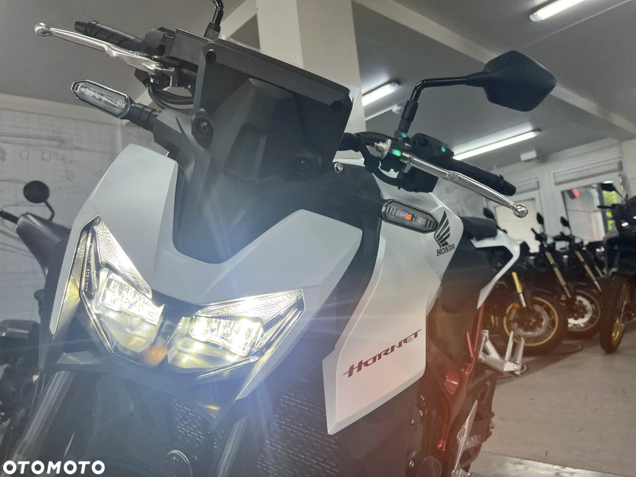 Honda CB - 7