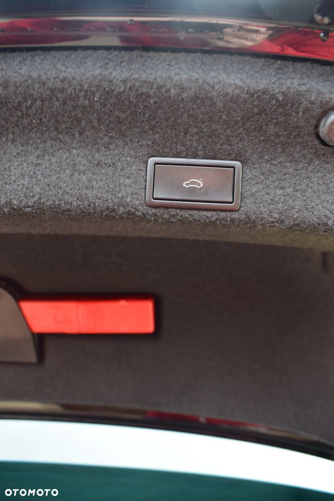 Volkswagen Passat - 17