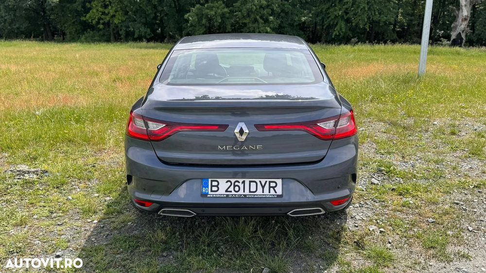 Renault Megane TCe 140 GPF Life - 10