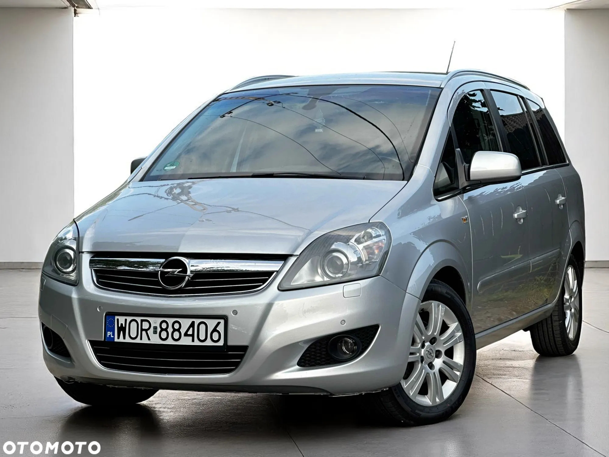 Opel Zafira 1.8 Cosmo EU5 - 7