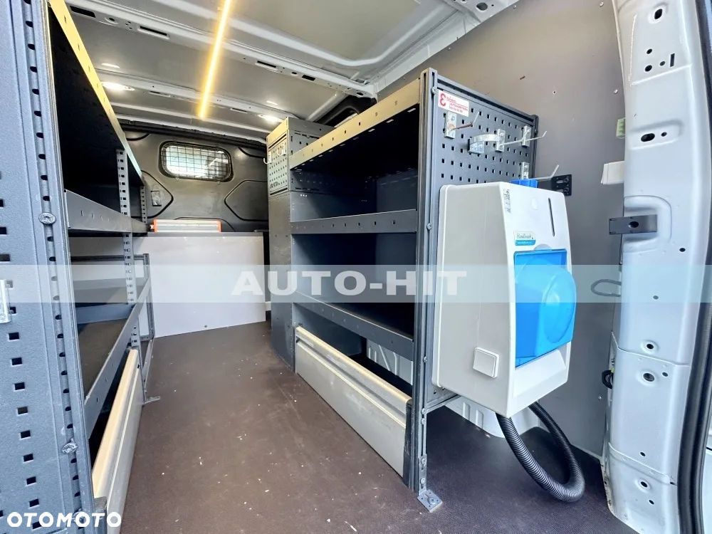 Ford Transit - 17