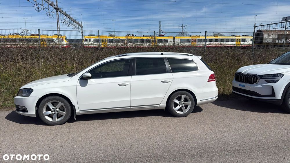 Volkswagen Passat 2.0 TDI 4Motion BlueMotion Technol Trendline - 2