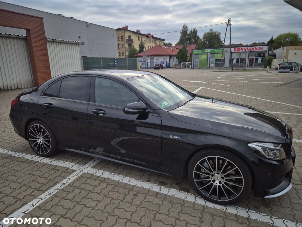 Mercedes-Benz Klasa C AMG 43 4-Matic - 4